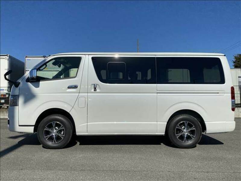 HIACE VAN-13