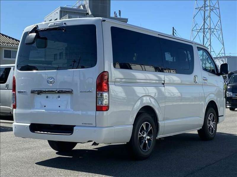 HIACE VAN-14