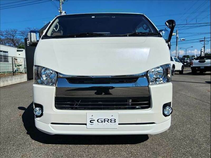 HIACE VAN-1