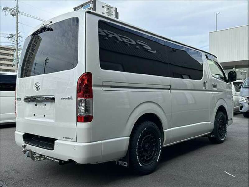 HIACE VAN-14