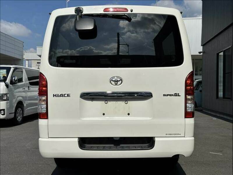 HIACE VAN-2