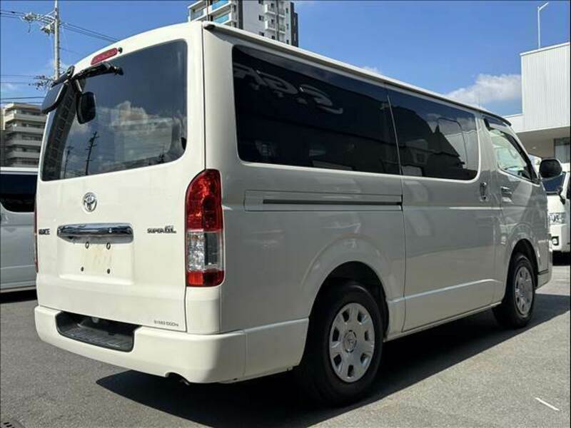 HIACE VAN-14