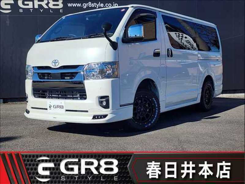 TOYOTA　HIACE VAN