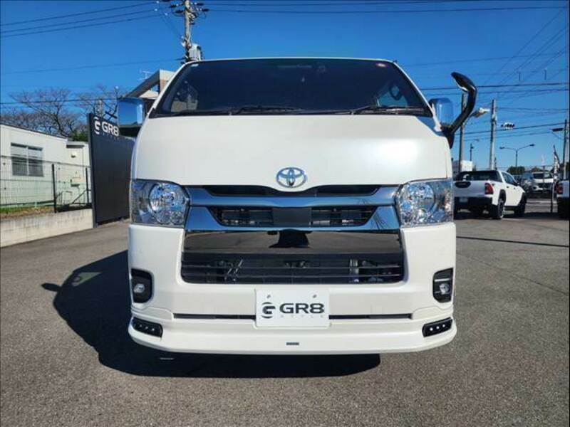 HIACE VAN-1