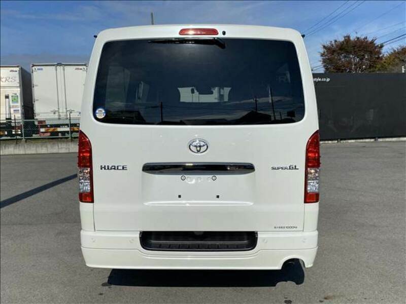 HIACE VAN-2