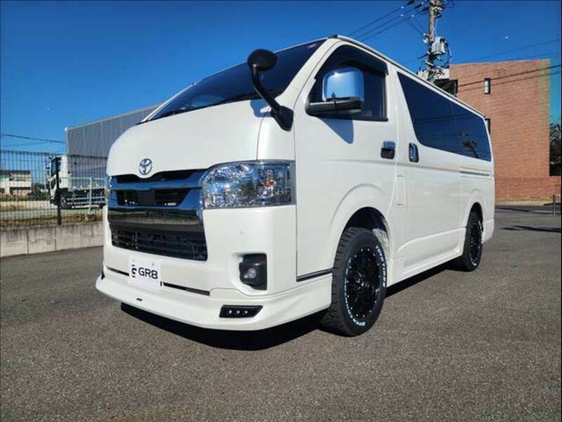 HIACE VAN-11