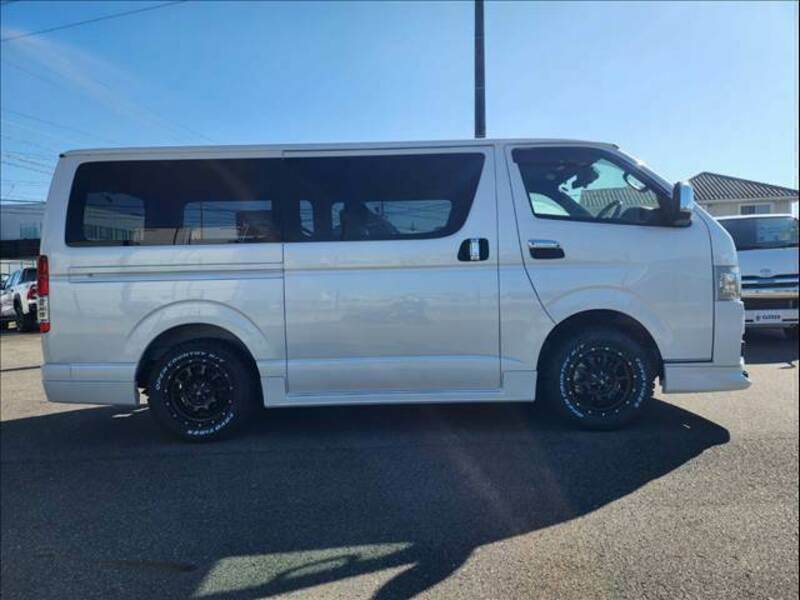 HIACE VAN-12