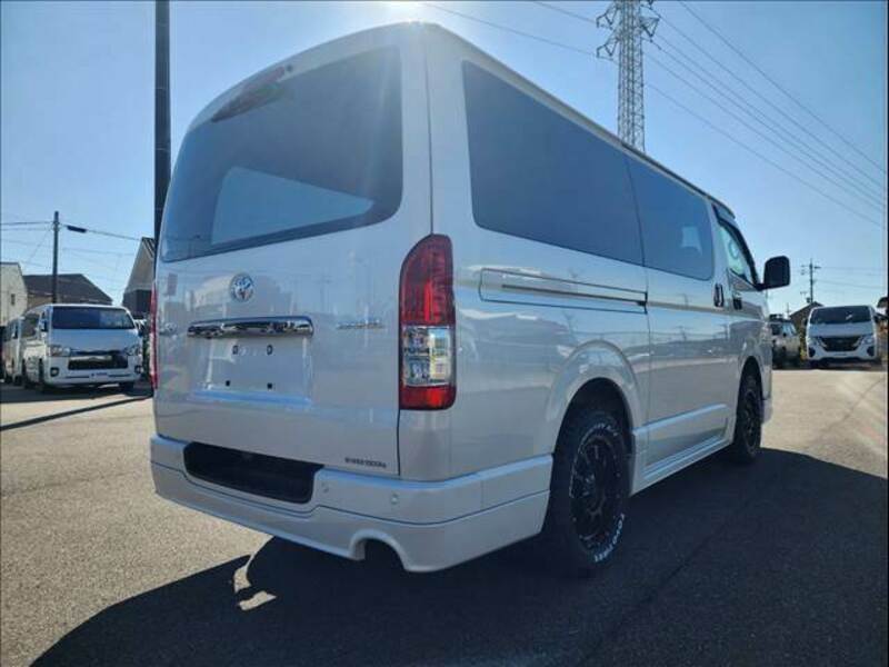 HIACE VAN-14