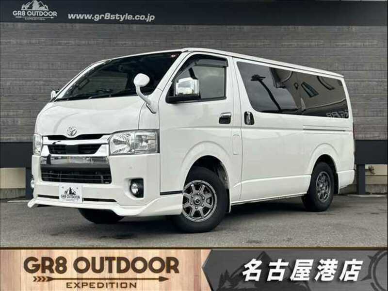 TOYOTA　HIACE VAN