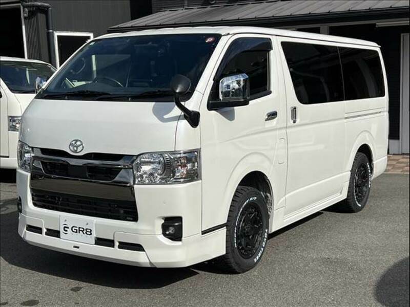 HIACE VAN-11