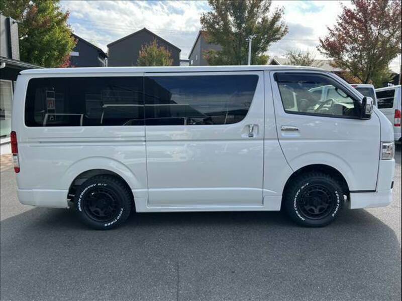 HIACE VAN-12