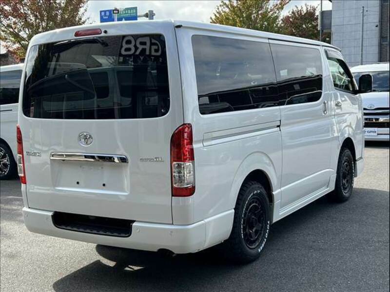 HIACE VAN-14