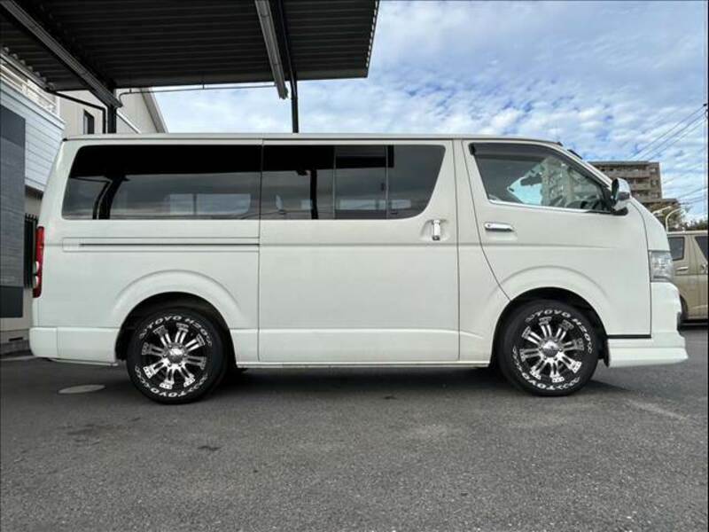 HIACE VAN-12