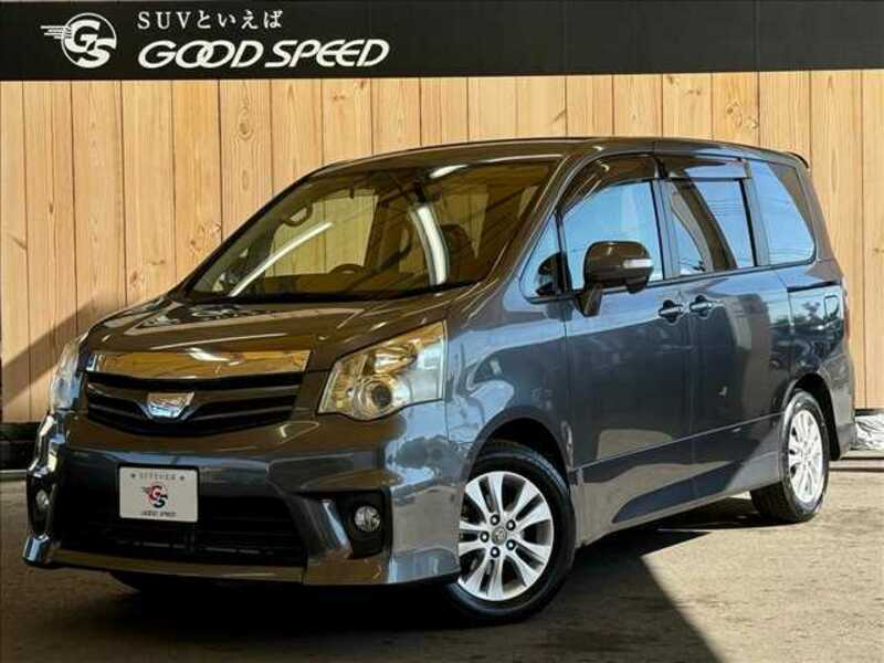 TOYOTA　NOAH