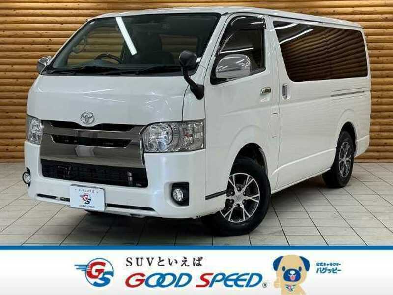 TOYOTA　HIACE VAN