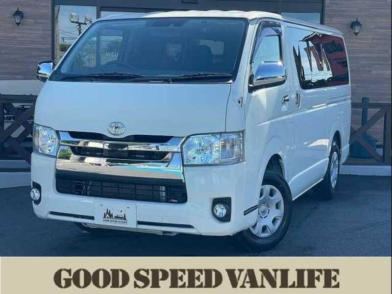 TOYOTA　HIACE VAN