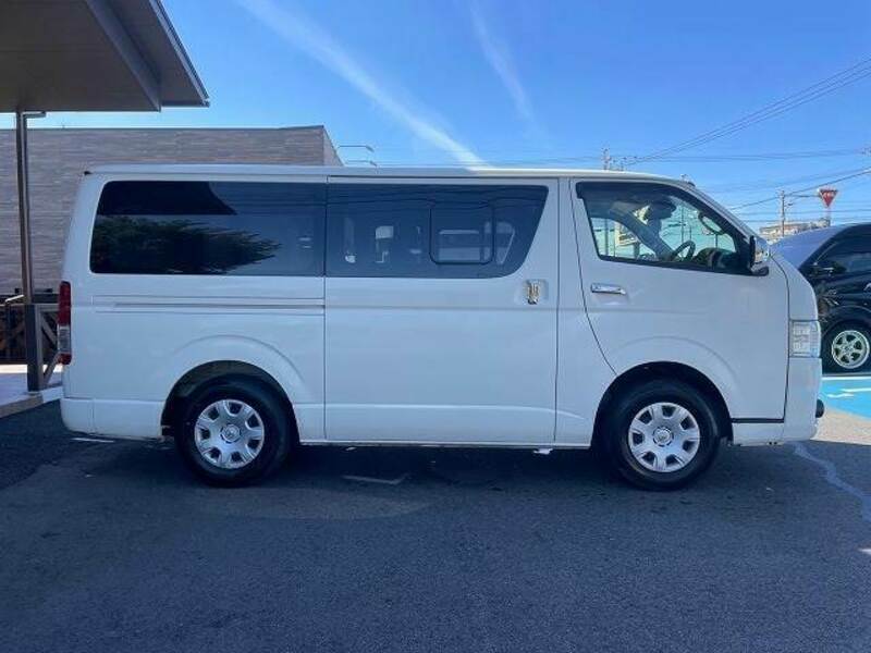 HIACE VAN-17