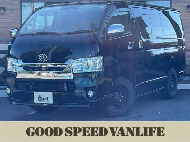 TOYOTA　HIACE VAN