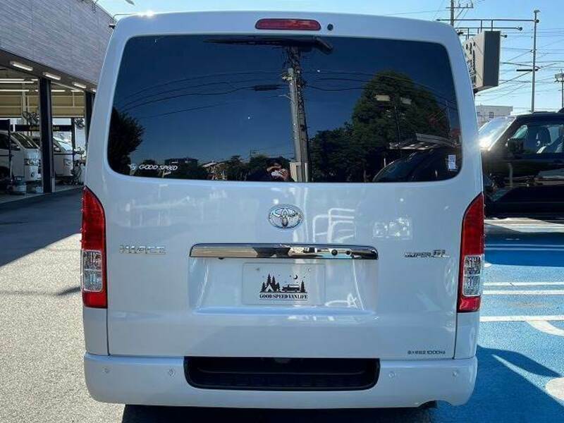 HIACE VAN-18