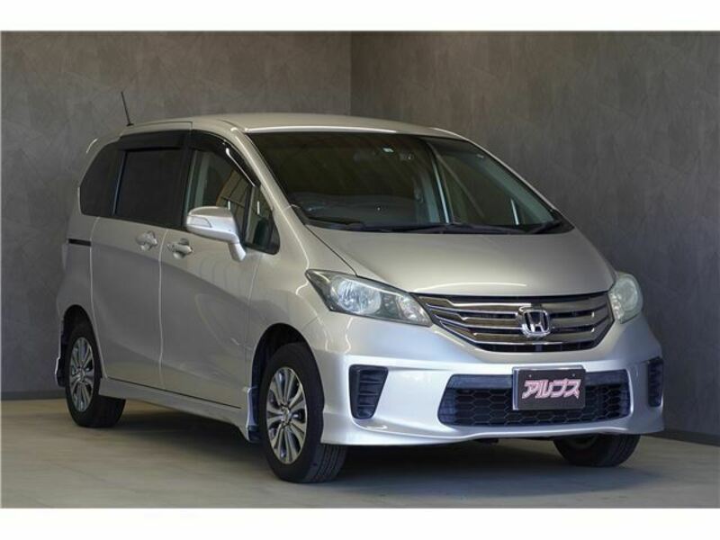 HONDA　FREED