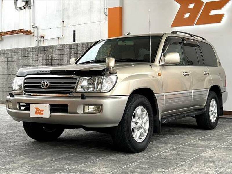 LAND CRUISER-9