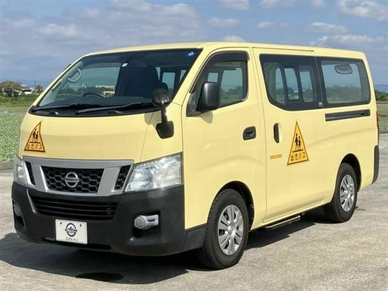 NISSAN　NV350 CARAVAN WAGON