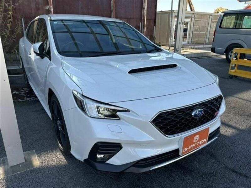 SUBARU　LEVORG