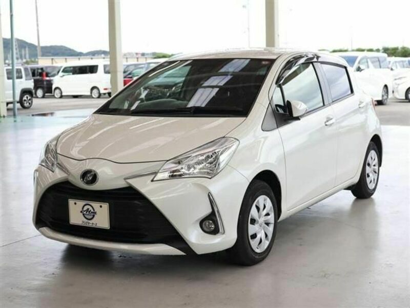 TOYOTA　VITZ