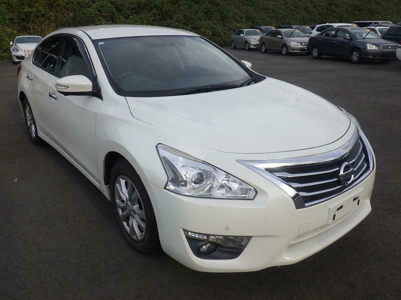 NISSAN　TEANA