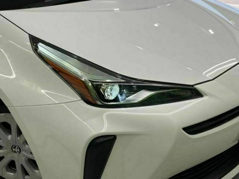 PRIUS-12