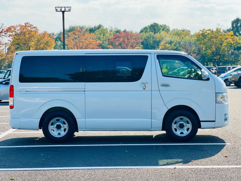 HIACE VAN-6