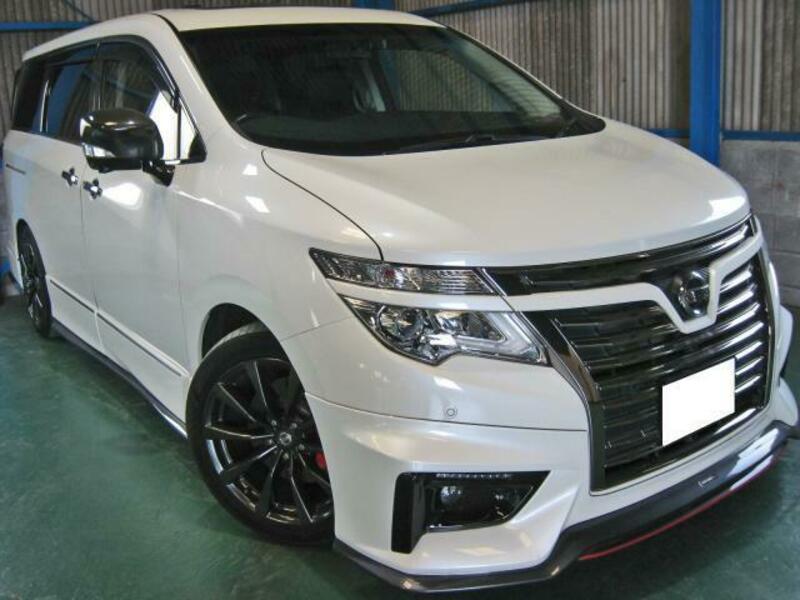 NISSAN　ELGRAND