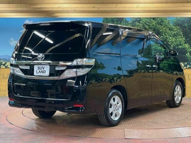 VELLFIRE-16