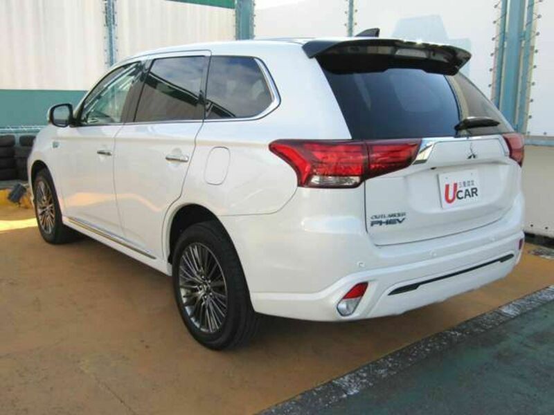 OUTLANDER PHEV-6