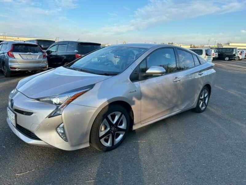 PRIUS-6