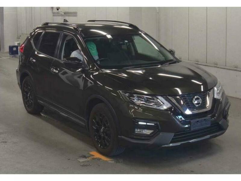 X-TRAIL