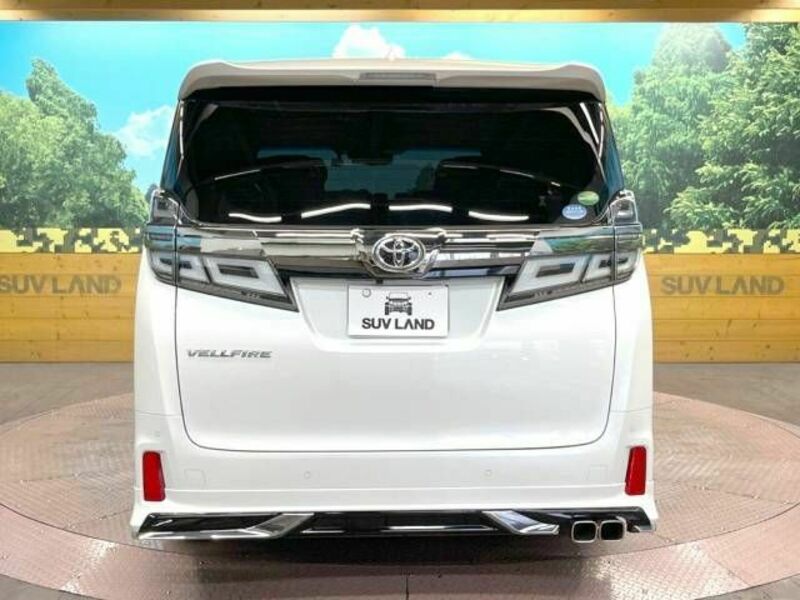 VELLFIRE-15