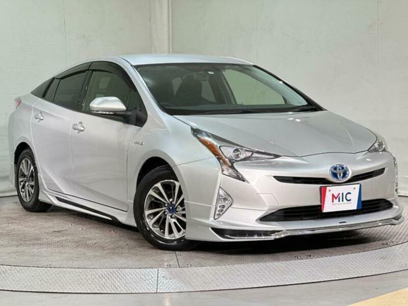 PRIUS-11