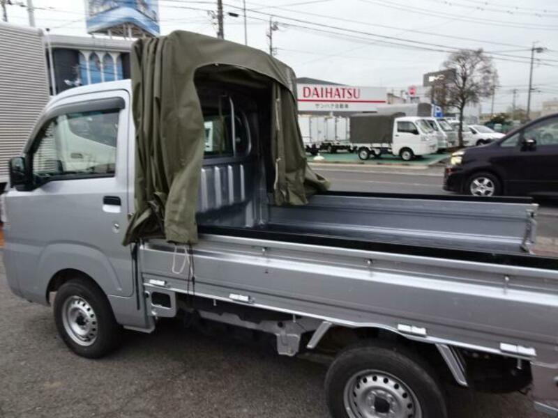 HIJET TRUCK-1