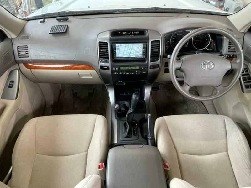 LAND CRUISER PRADO-1