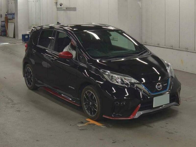 NISSAN　NOTE