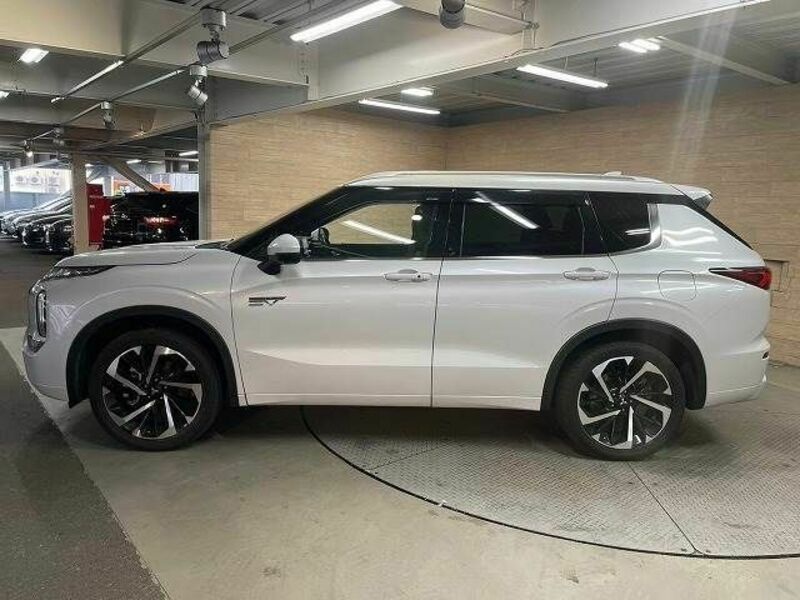 OUTLANDER PHEV