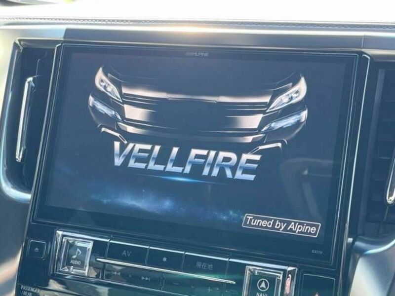 VELLFIRE-4