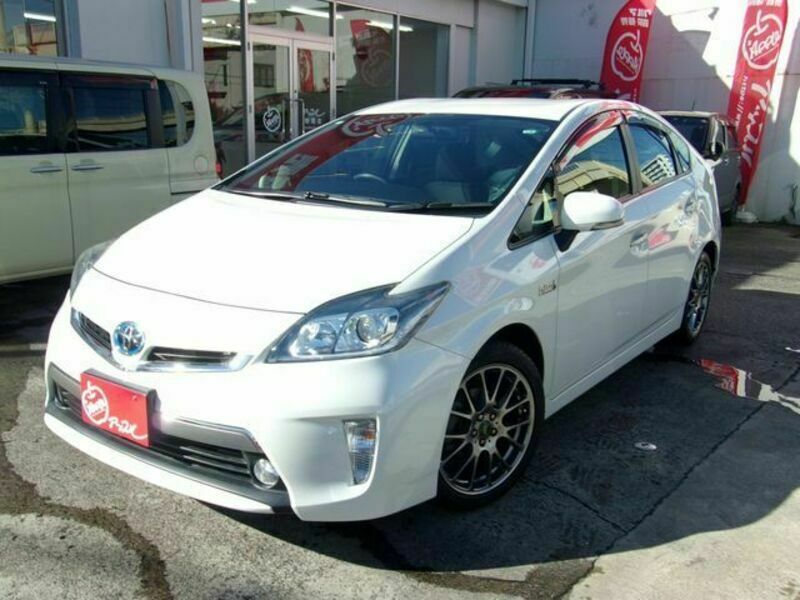 PRIUS PHV-3