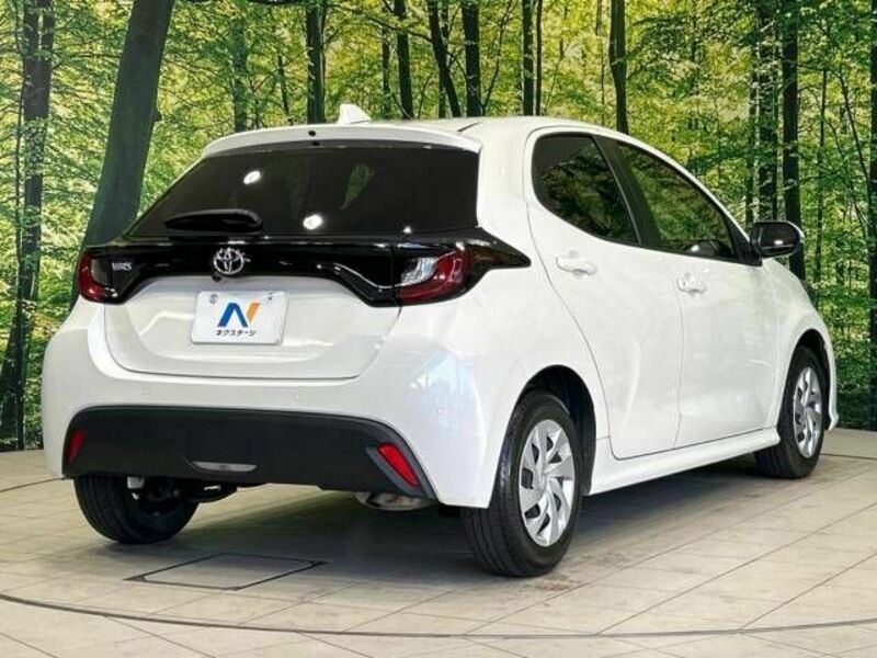 YARIS-17