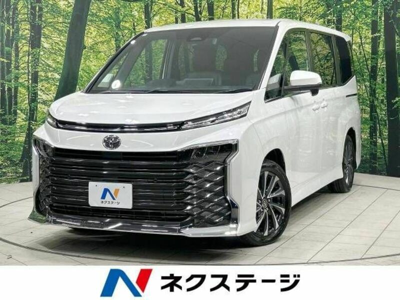 TOYOTA　VOXY