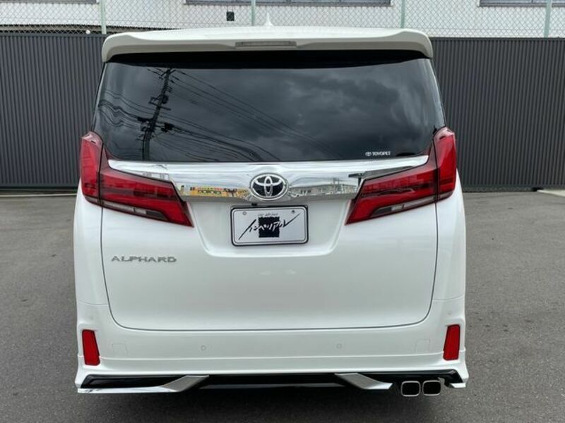 ALPHARD-9