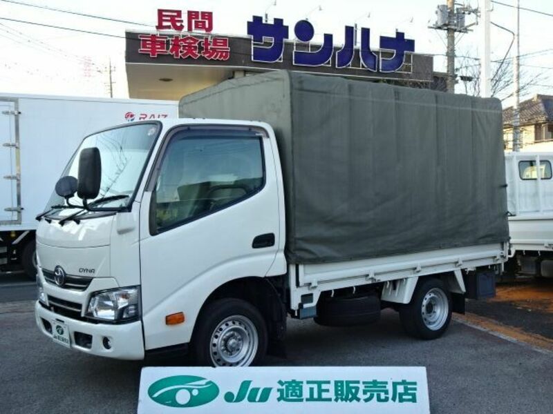 TOYOTA　DYNA