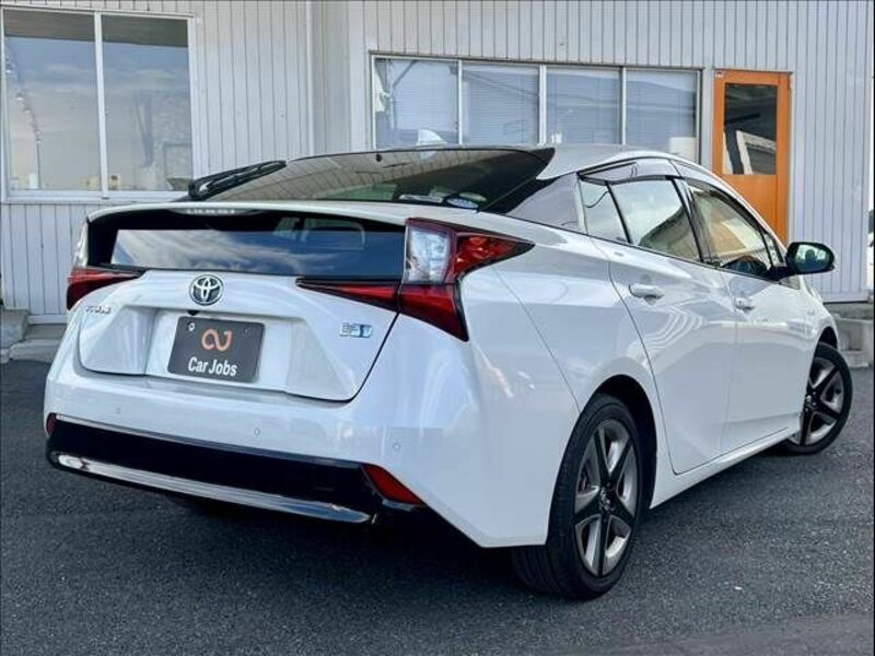 PRIUS-5