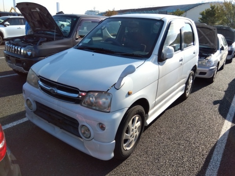 DAIHATSU TERIOS KID